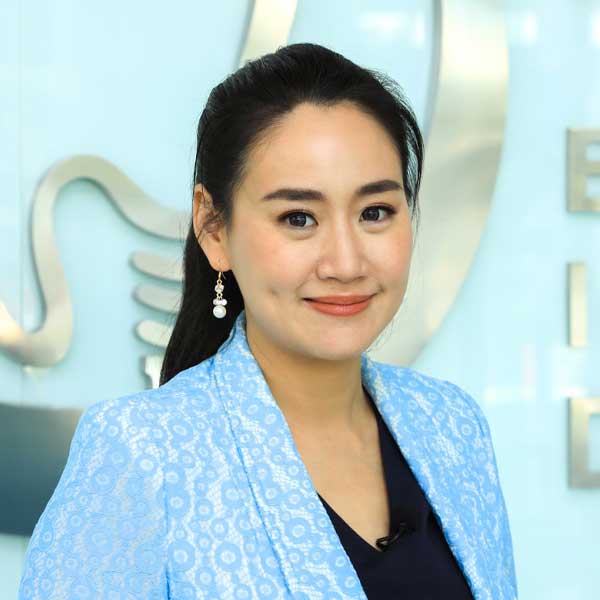 คุณโน้ต-ณัฐกานต์-(นักร้อง-นักแสดง-พิธีกร)